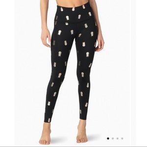 Beyond yoga pineapple leggings sz xl
